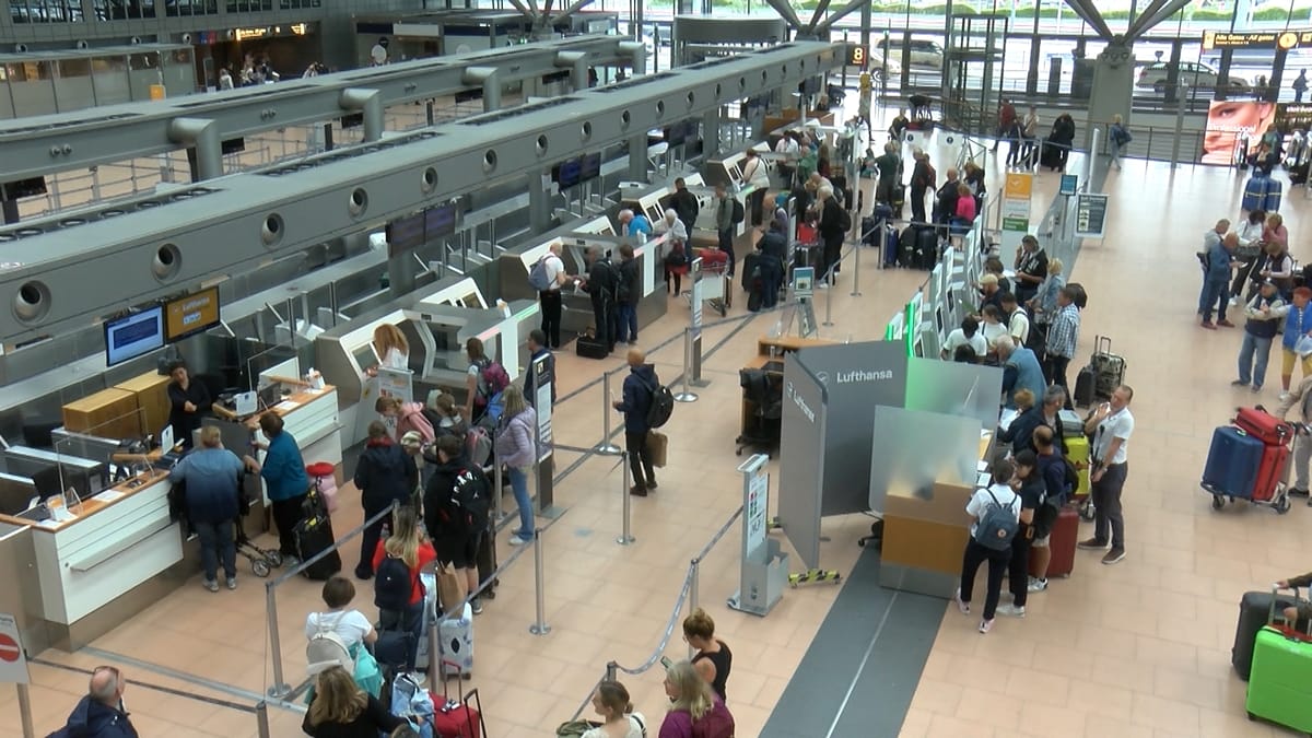 Weihnachtsferien in Hamburg gestartet: Hamburger Flughafen auf Hochbetrieb vorbereitet